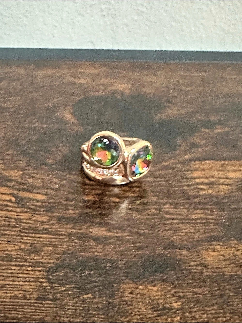 Twist Ring Gold & Green-stretch adjustable